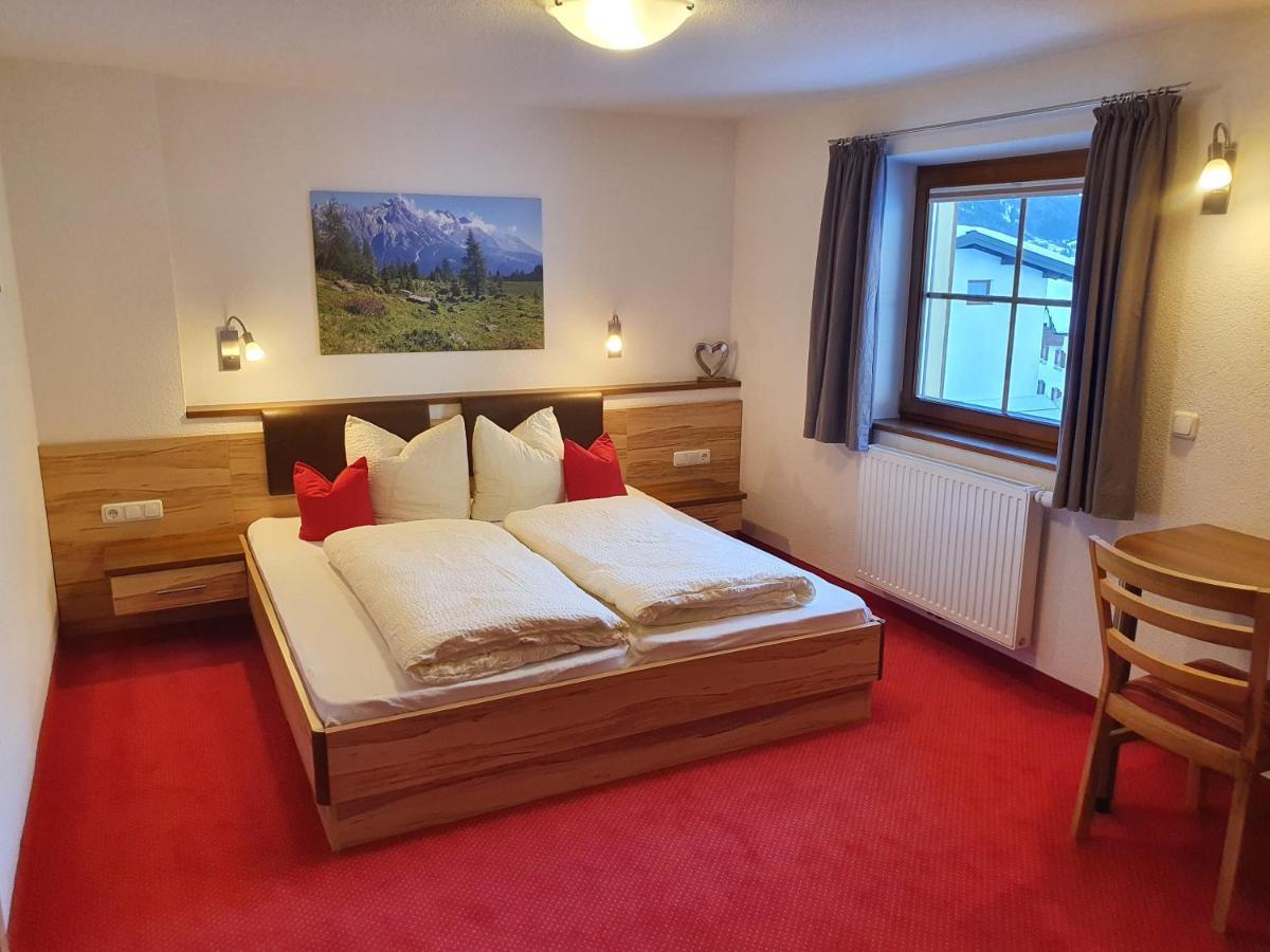 Apartmán Landhaus Sonneck Pettneu am Arlberg Exteriér fotografie